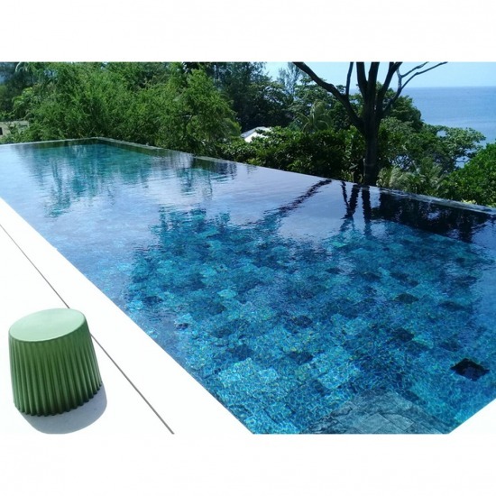 บริษัทรับทำความสะอาด และบำรุงรักษาสระว่ายน้ำ ภูเก็ต สระว่ายน้ำ  เคมีภัณฑ์สำหรับสระน้ำ  สปา  สระ  สตรีม  รับออกแบบสระว่ายน้ำ  รับสร้างสระว่ายน้ำ  สร้างสระว่ายน้ำ  บริษัทรับทำความสะอาด และบำรุงรักษาสระว่ายน้ำ ภูเก็ต 